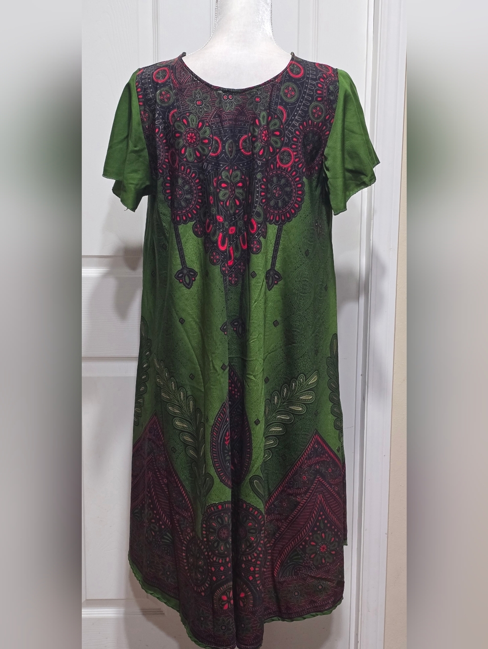 Lapogee Bold Print Green Short-Sleeve Dress with Red & Black Accents - Picture 7 of 11